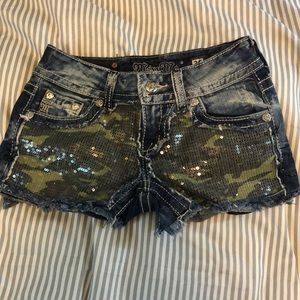 Women’s shorts